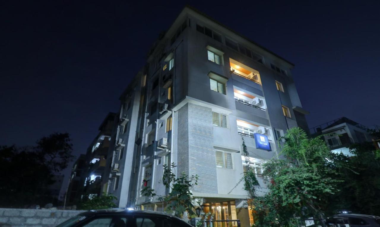Itsy By Treebo - Blue Dawn Suites Hotel Hyderabad