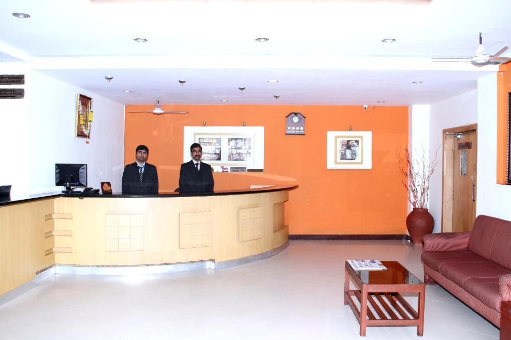 Hotel Urvasi Residency