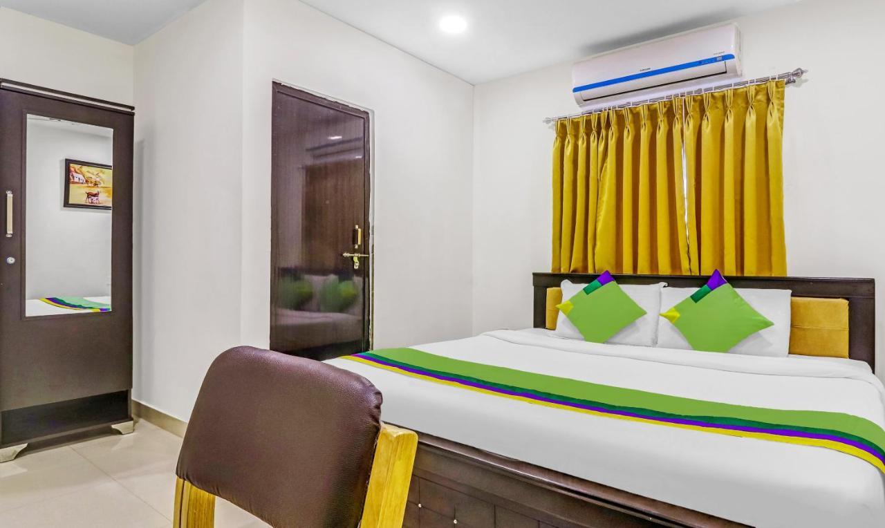 Hotel Itsy By Treebo - Royal Galaxy Kukatpally