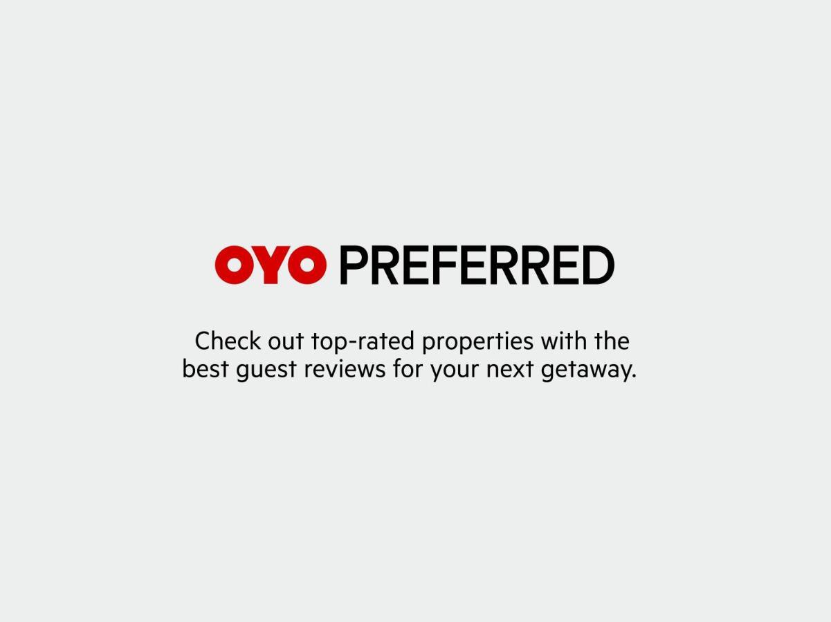 Hotel Oyo Townhouse 034 -halcyon Hitech Road Hyderabad