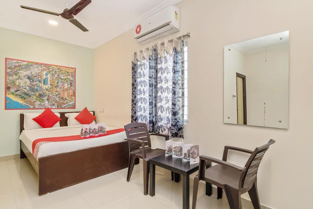 Hotel Oyo 24993 Royal 3*