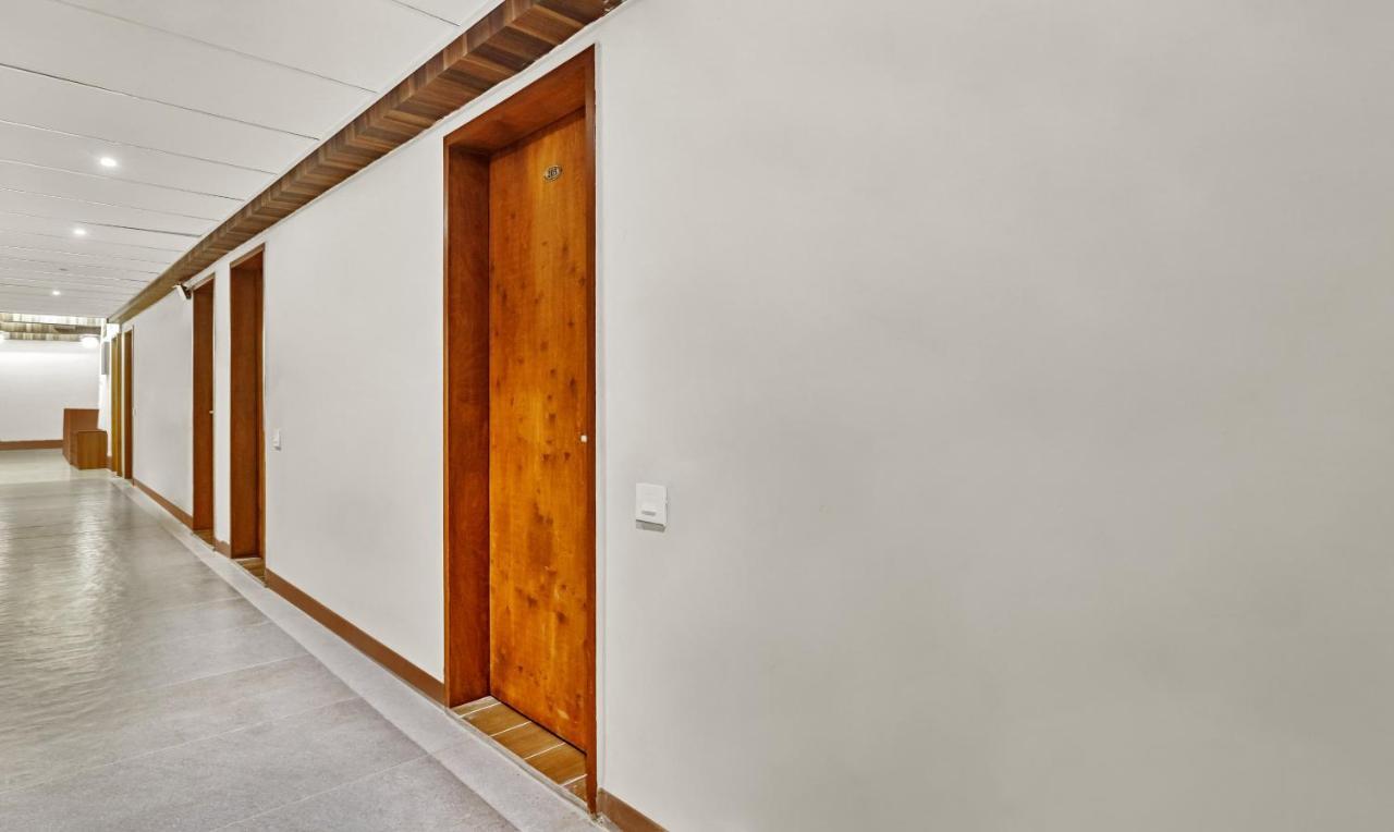 Hotel Treebo Trend 5 Elements Hitech