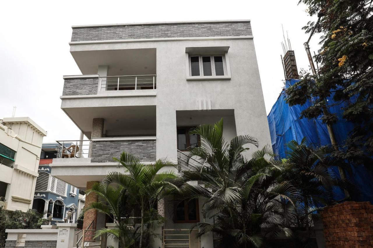 Oyo 17206 Maanne Hospitality Services Hotel