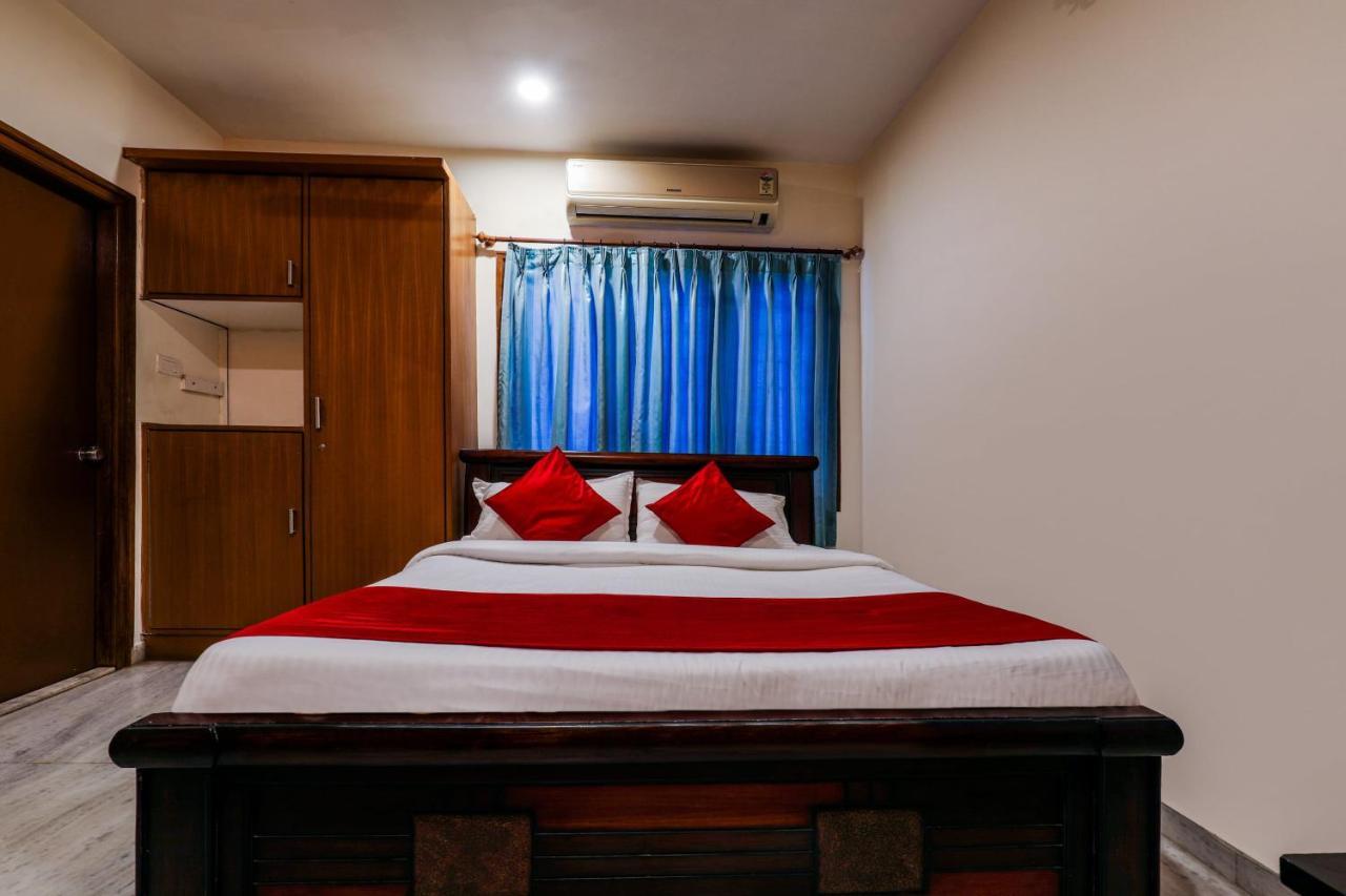 Hotel Oyo 17206 Maanne Hospitality Services 3*