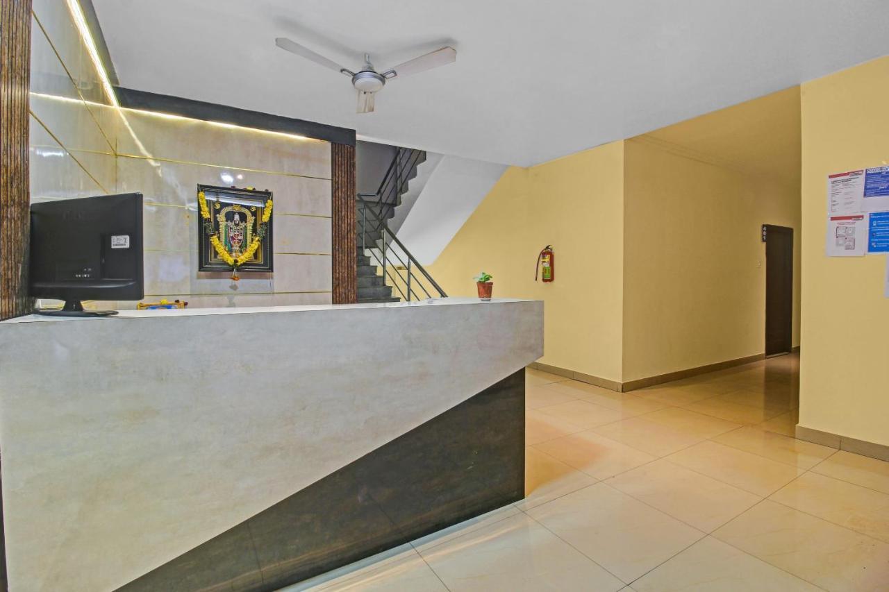 Oyo 24993 Royal Hotel 3*