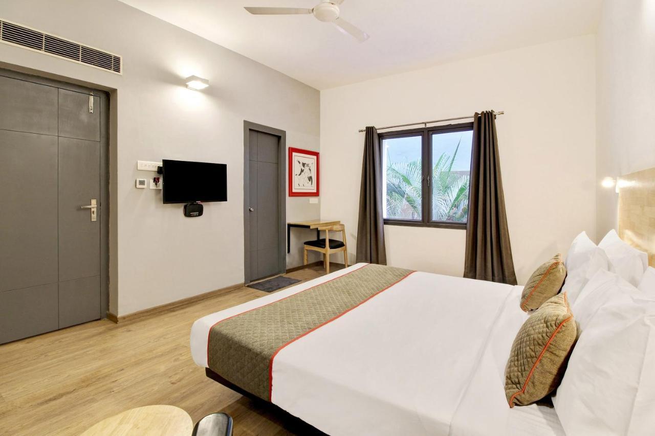 Oyo Townhouse 9 Hitech Hyderabad