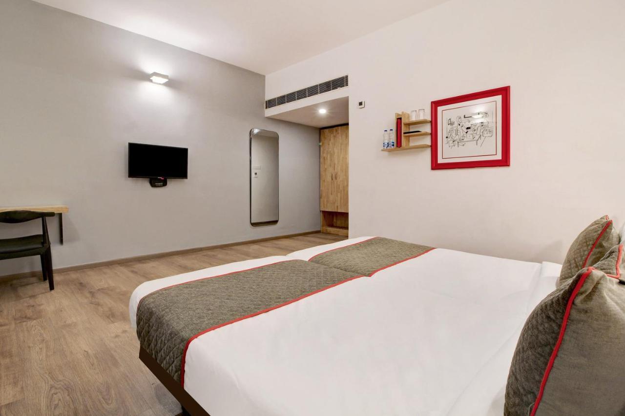 Oyo Townhouse 9 Hitech 3*
