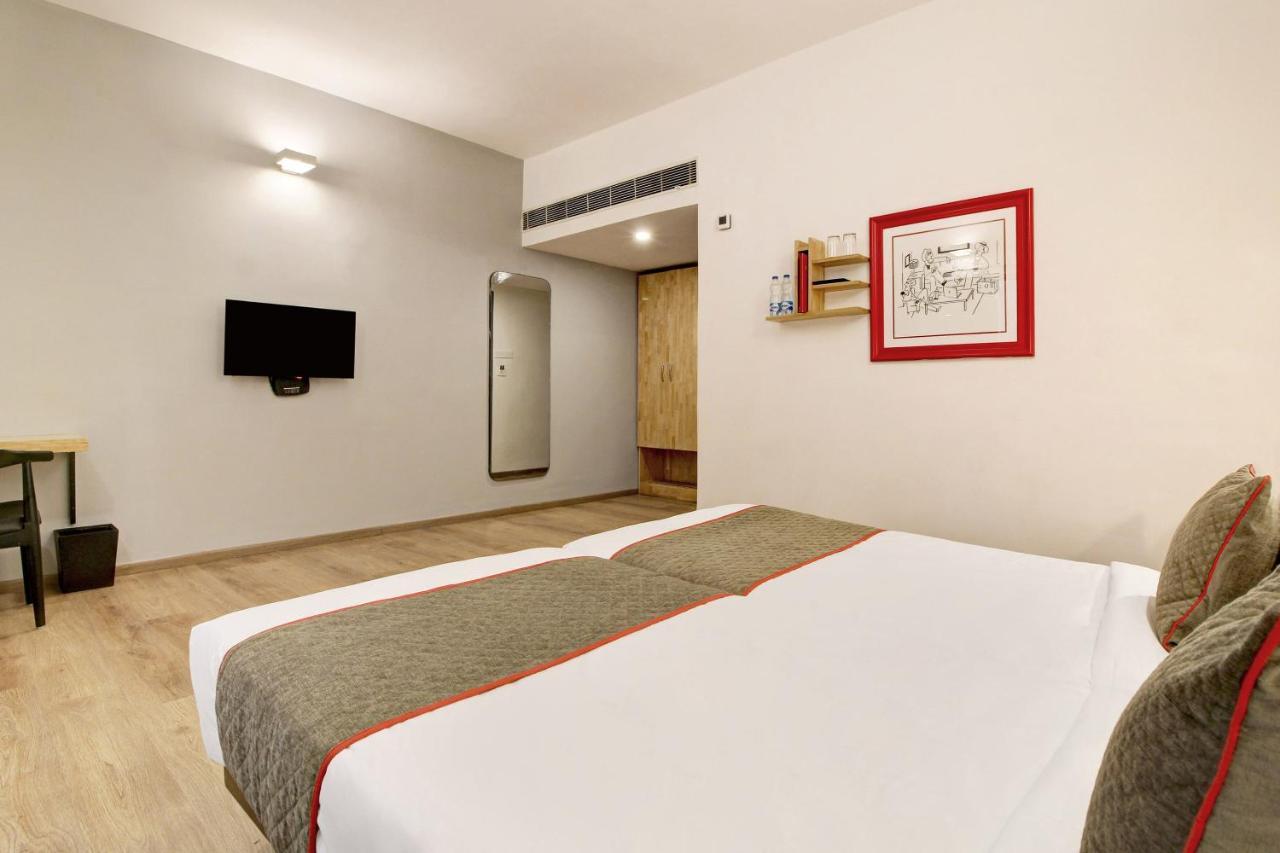 Hotel Oyo Townhouse 9 Hitech Hyderabad