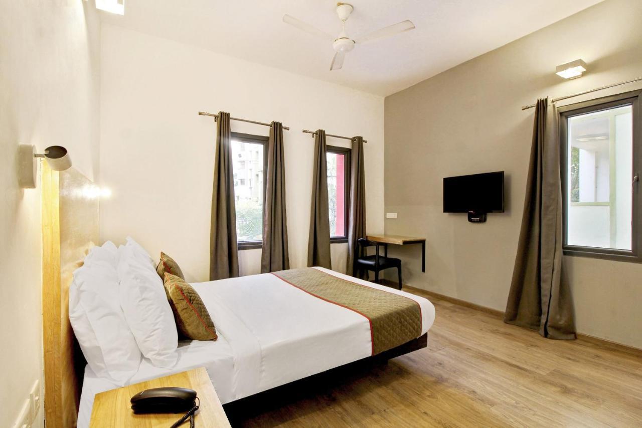 Oyo Townhouse 9 Hitech 3* Hyderabad
