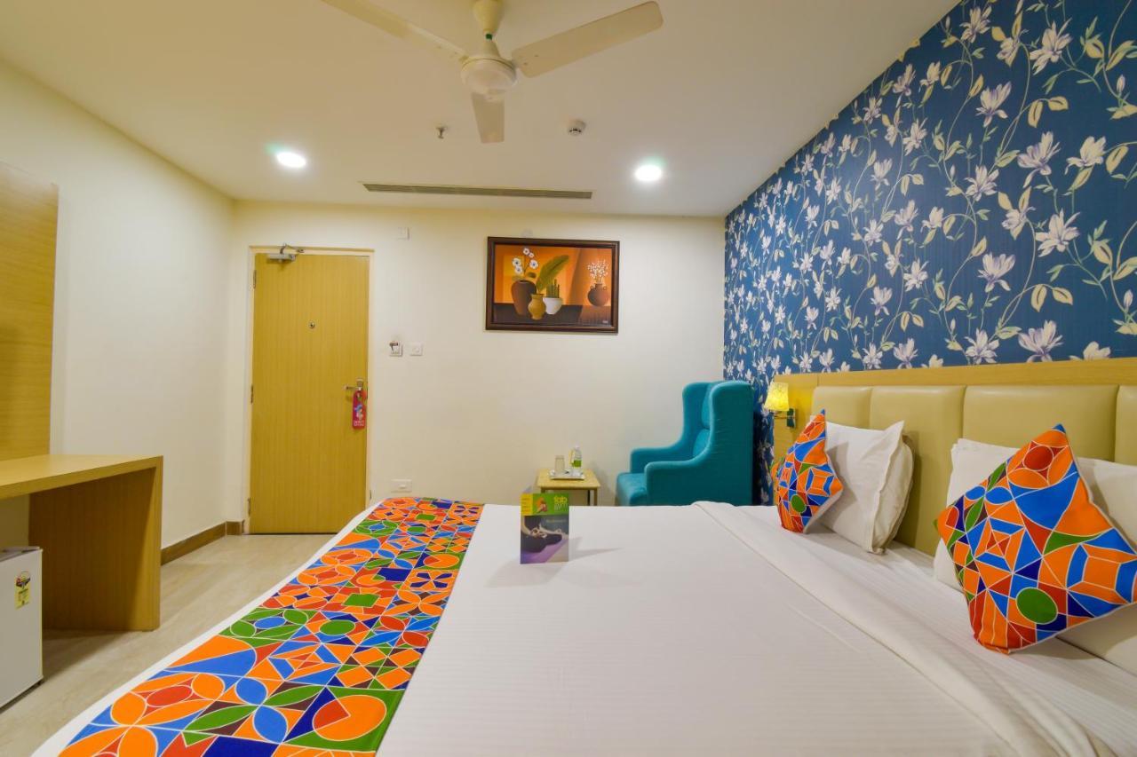 Raintr33 Hotel