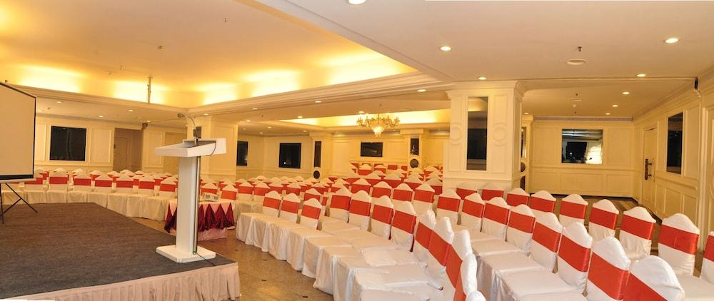 The Central Court Hyderabad