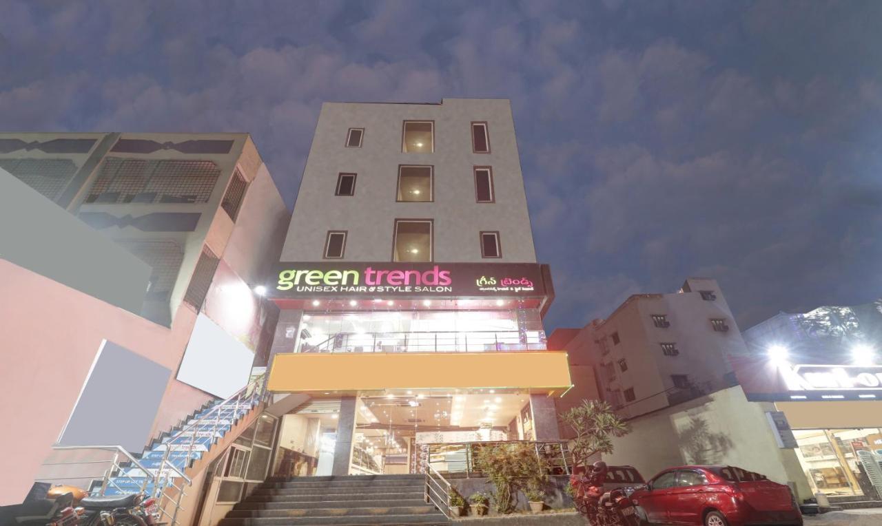 Hotel Treebo Pride Botanica