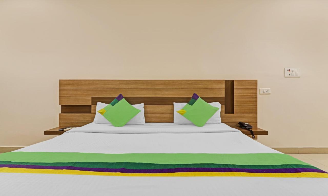 Treebo Pride Botanica Hotel 3*