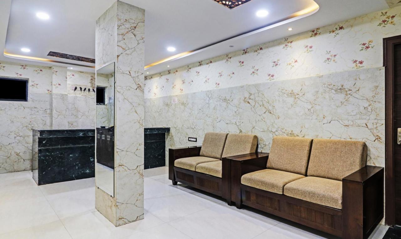 Itsy J A Royal Manikonda Hotel 3*