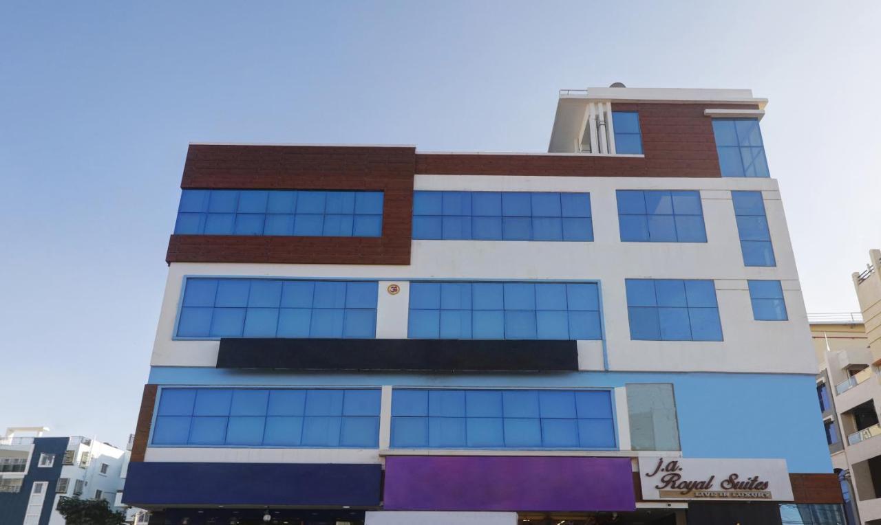 Hotel Itsy J A Royal Manikonda