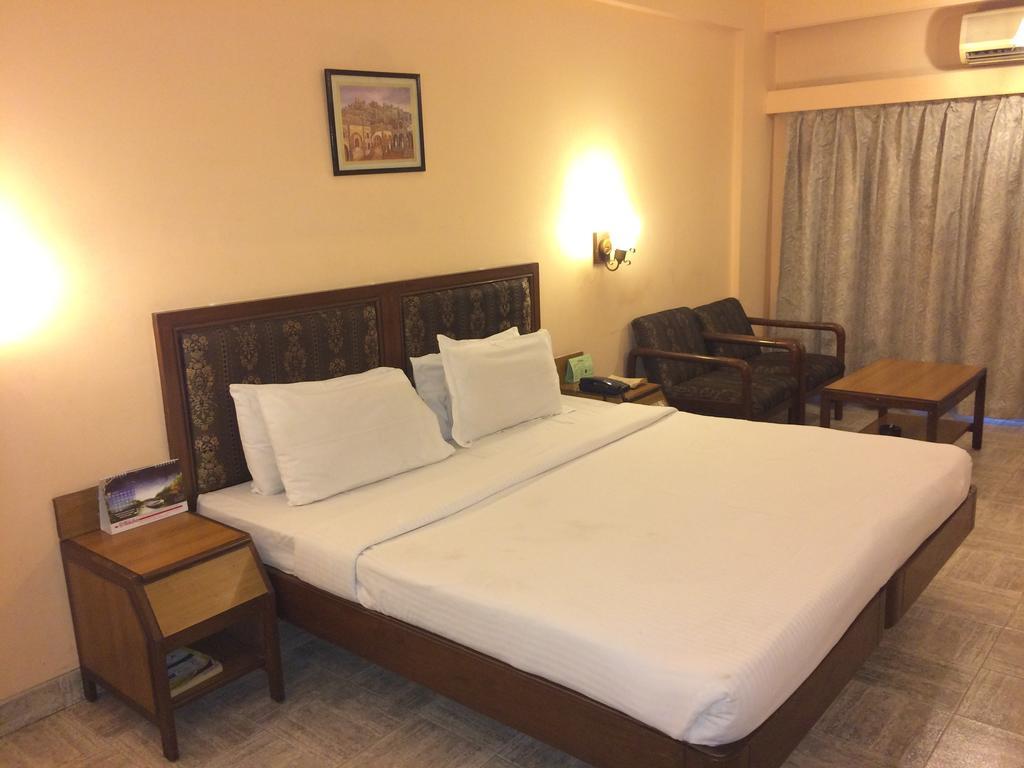 Harsha Hotel