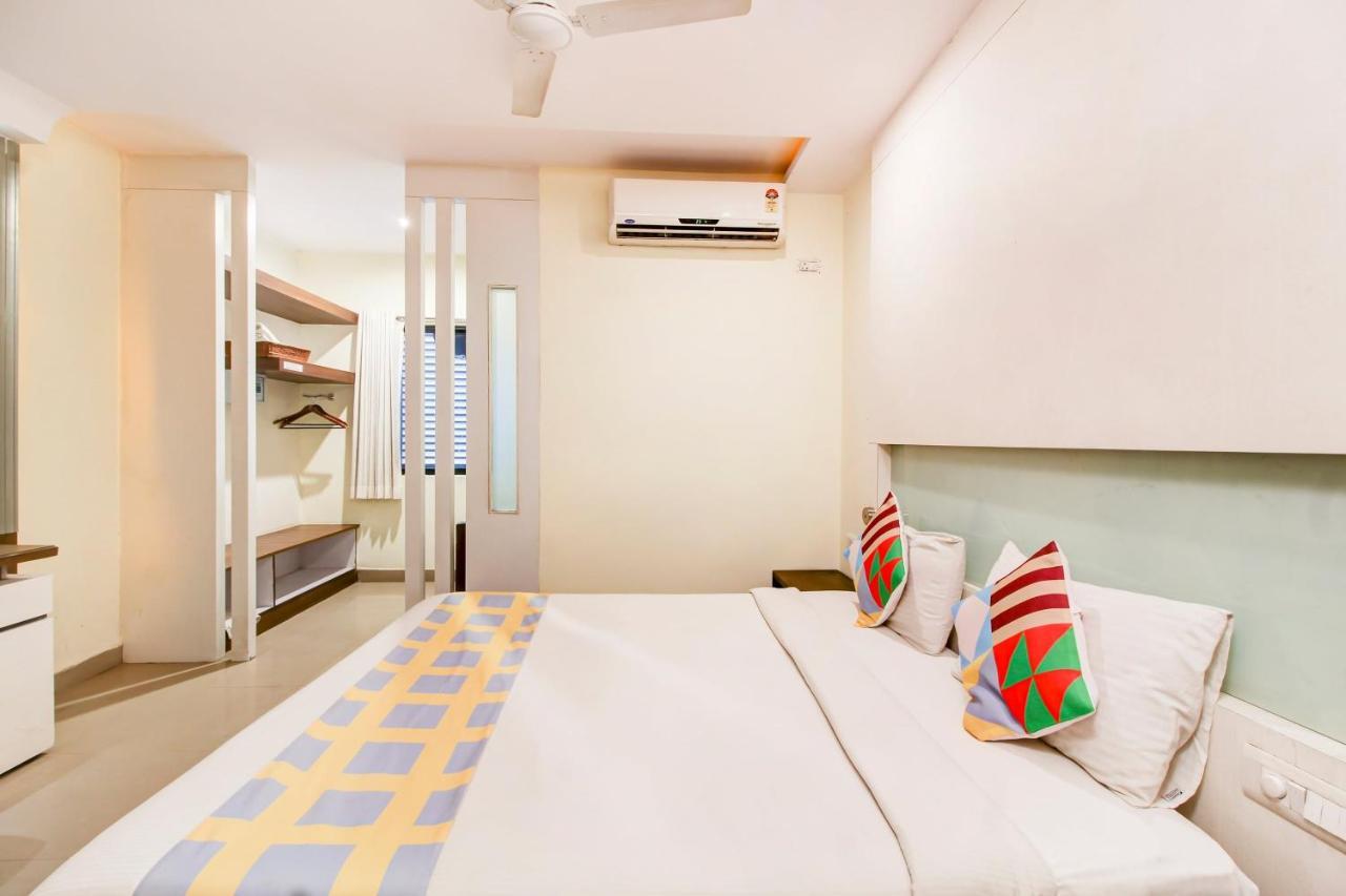 Collection O 63872 Enchanting Spaces Hotel