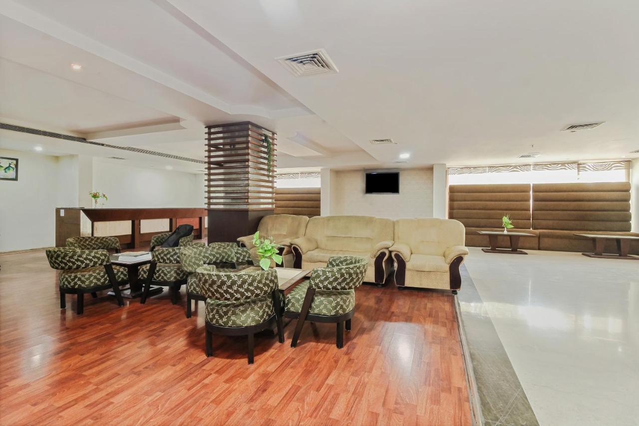 Capital O 35958 Lake View Hotel Hyderabad