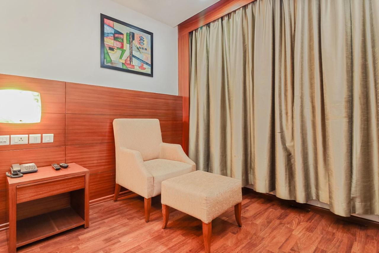 Hotel Capital O 35958 Lake View
