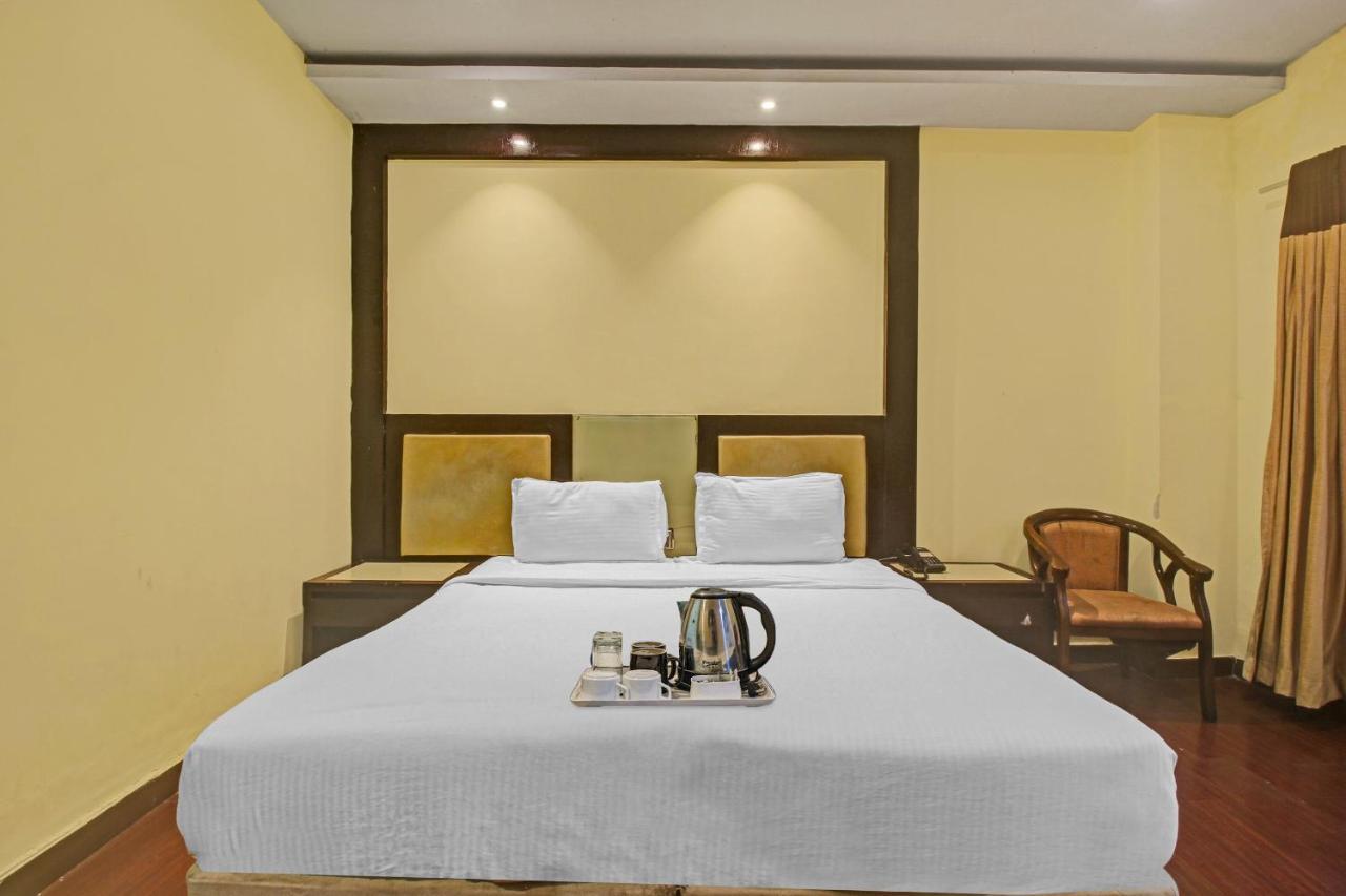 Oyo Townhouse 707 Grand Krishna Hotel