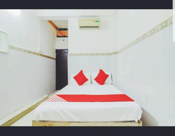 Metro Hotel