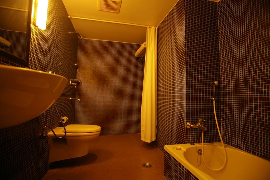 ​justa Hotel 4*