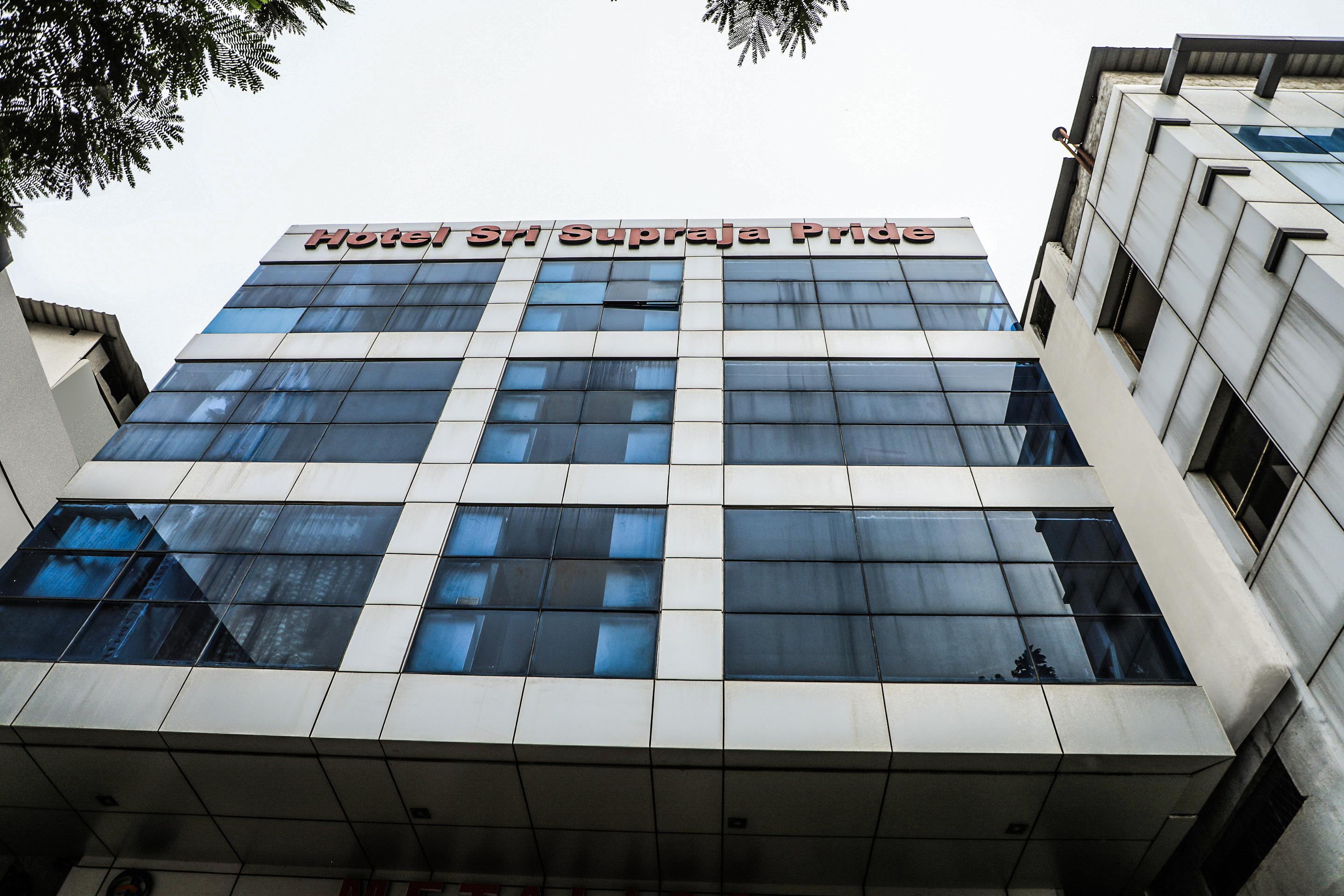 Oyo Flagship 11310 Sri Tulasi Residency Near Birla Mandir Hotel