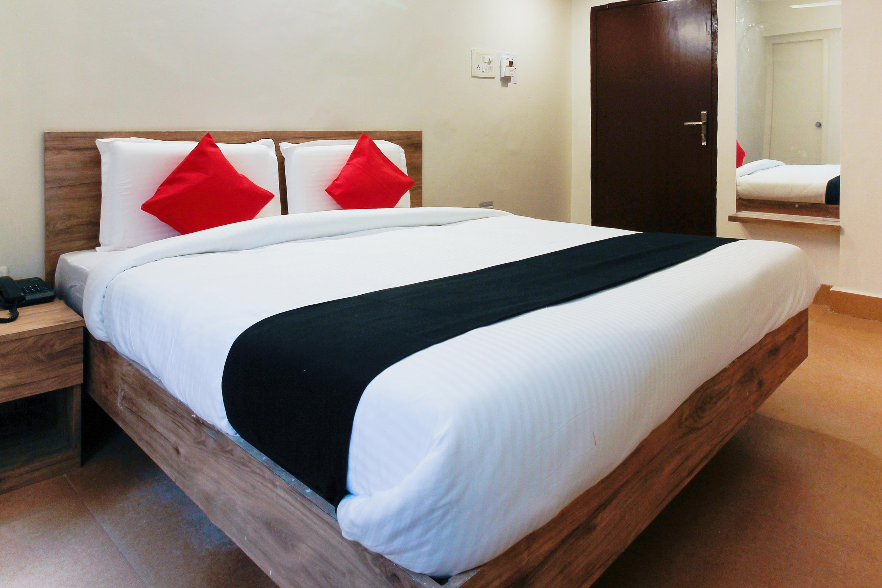 Royal Derby Suprabhat Hotel