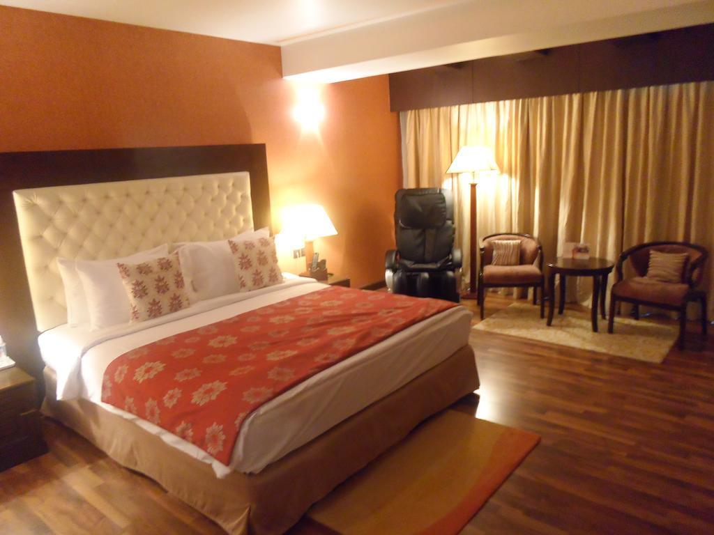 Hotel Fortune Park Vallabha