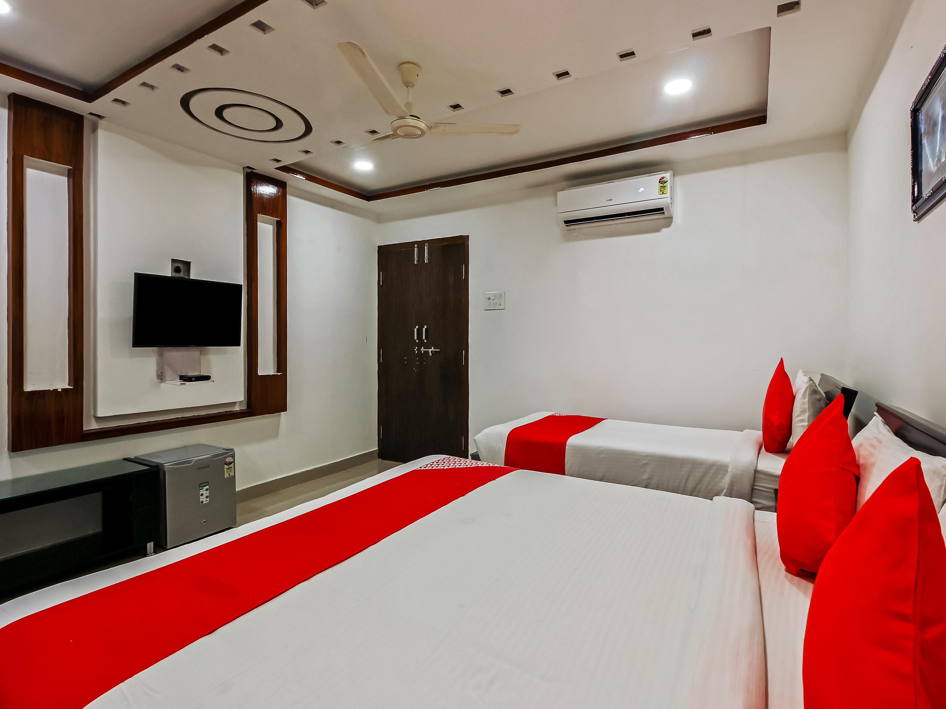 Oyo 13062 Kamala Residency-inn Hotel 3*