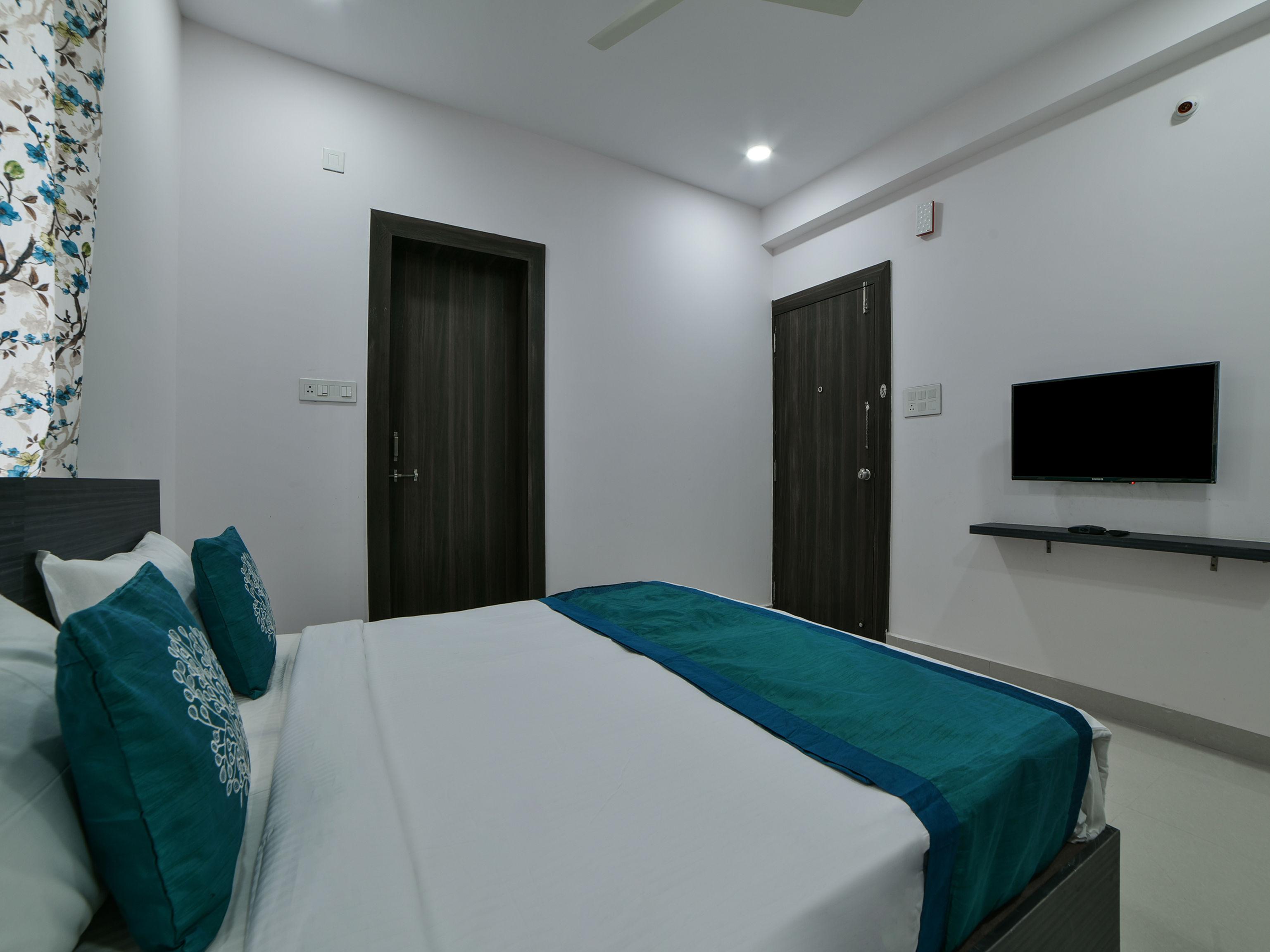 Oyo 16432 Sri Rama 3*