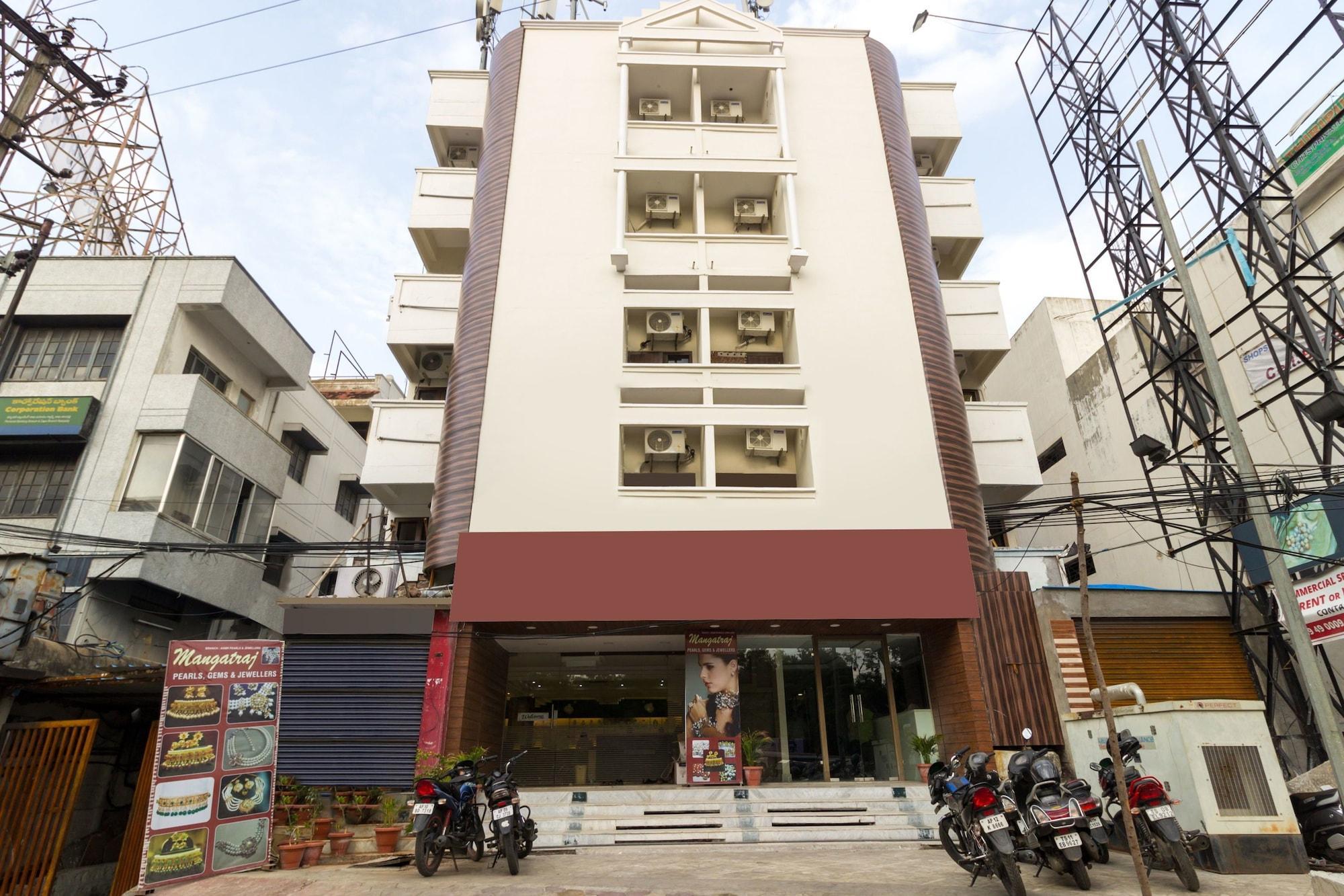 Hotel Super O Srujana