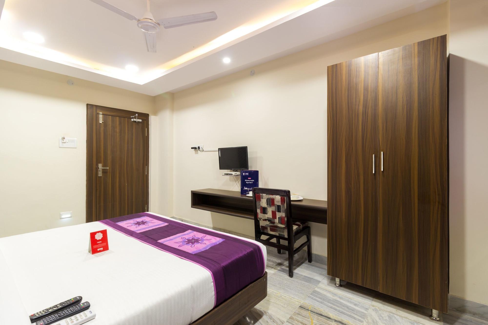 Hotel Super O Srujana