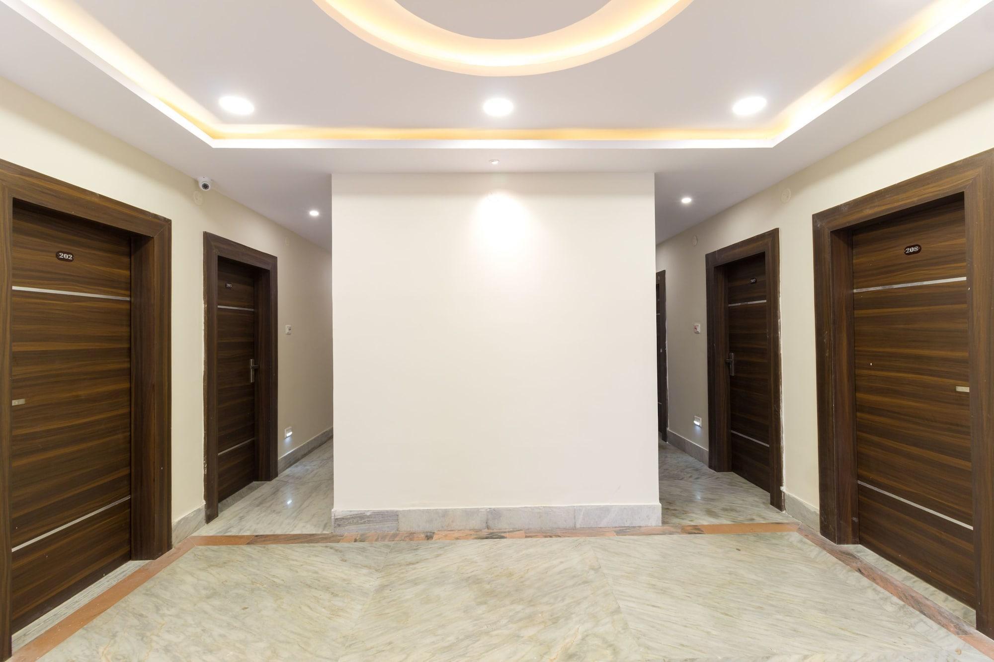 Super O Srujana Hotel