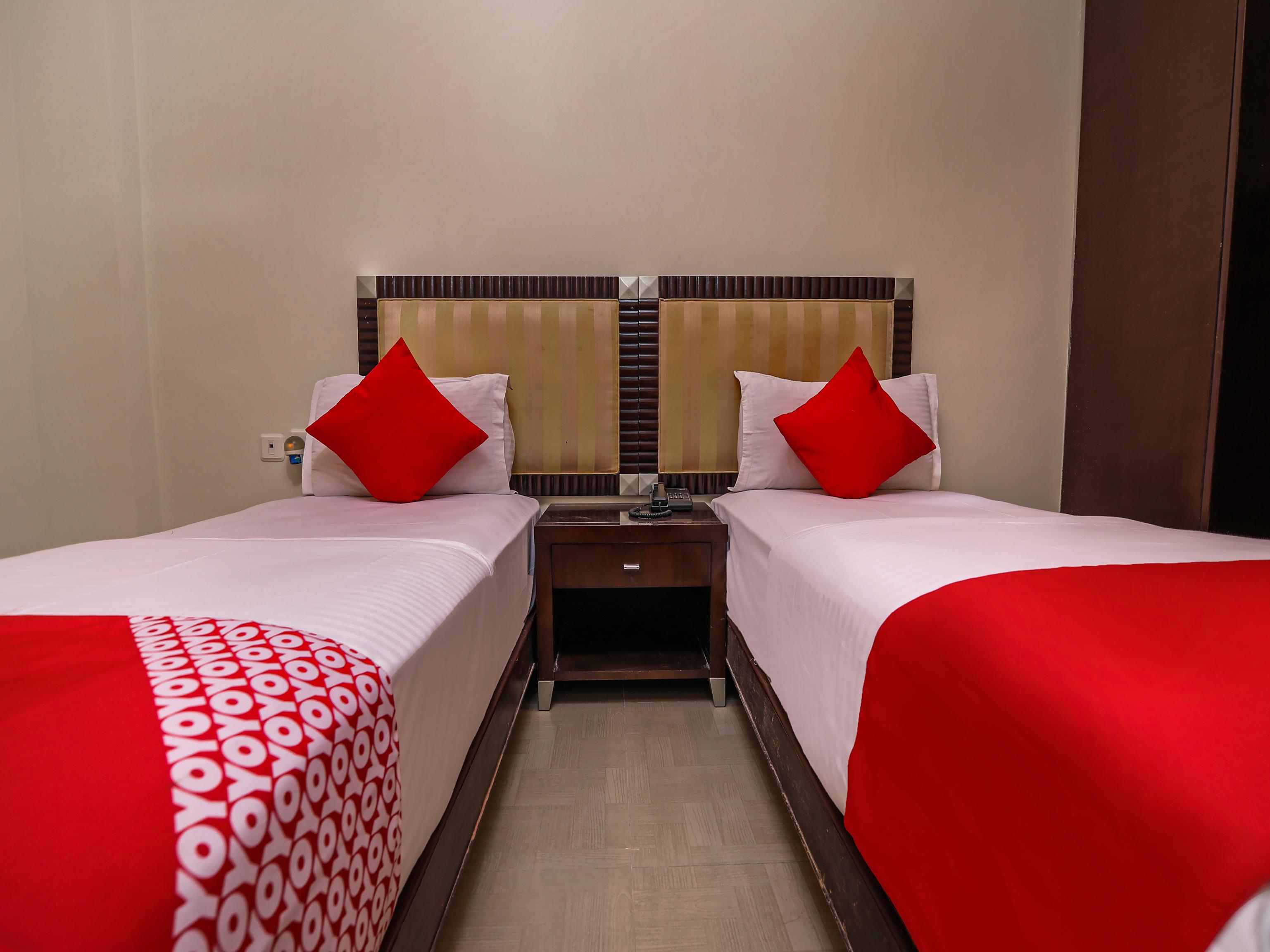 Oyo 588 Kmr Hospitality Services 3* Hyderabad
