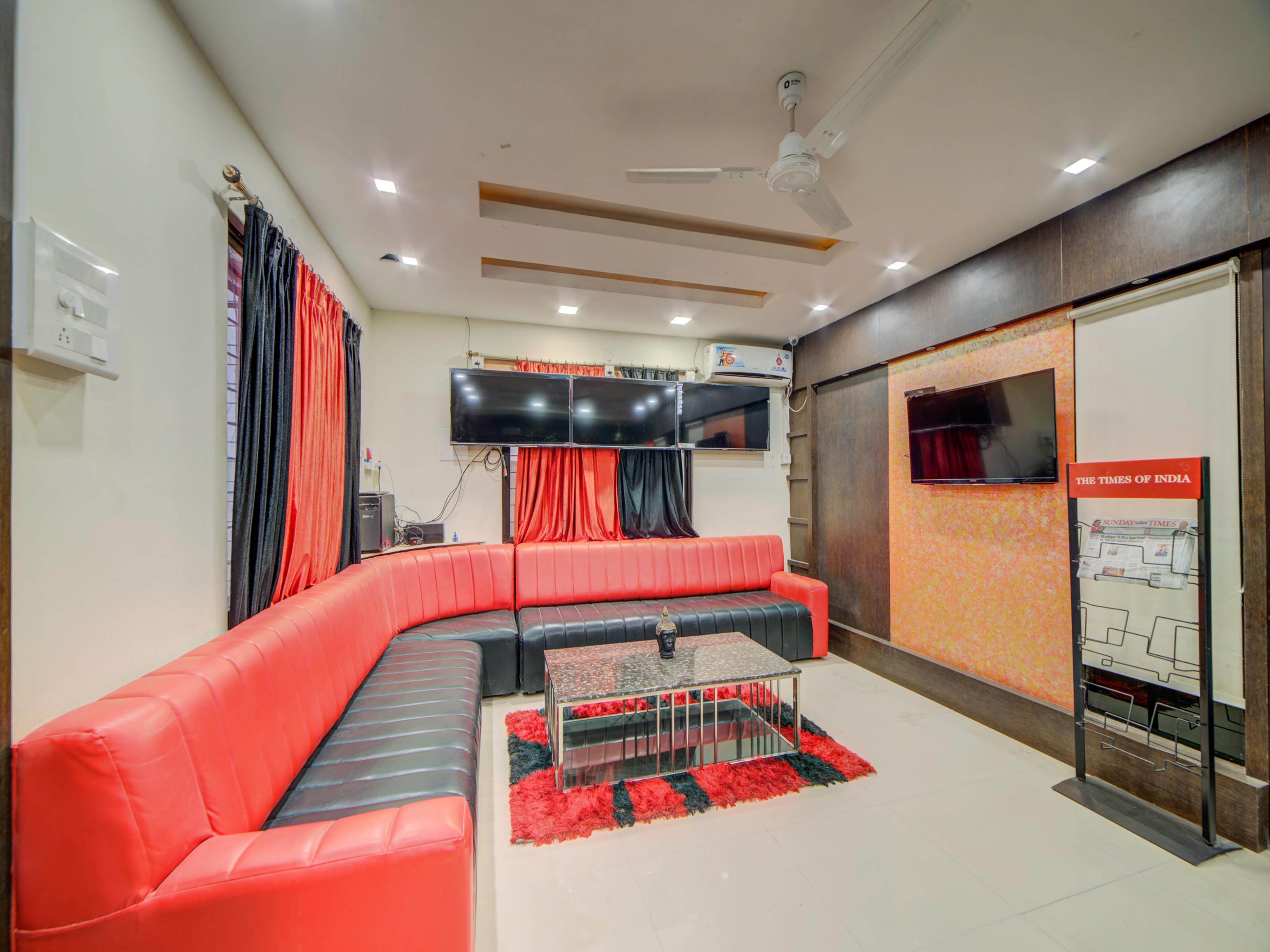 Oyo Flagship 24397 9 Star 3*