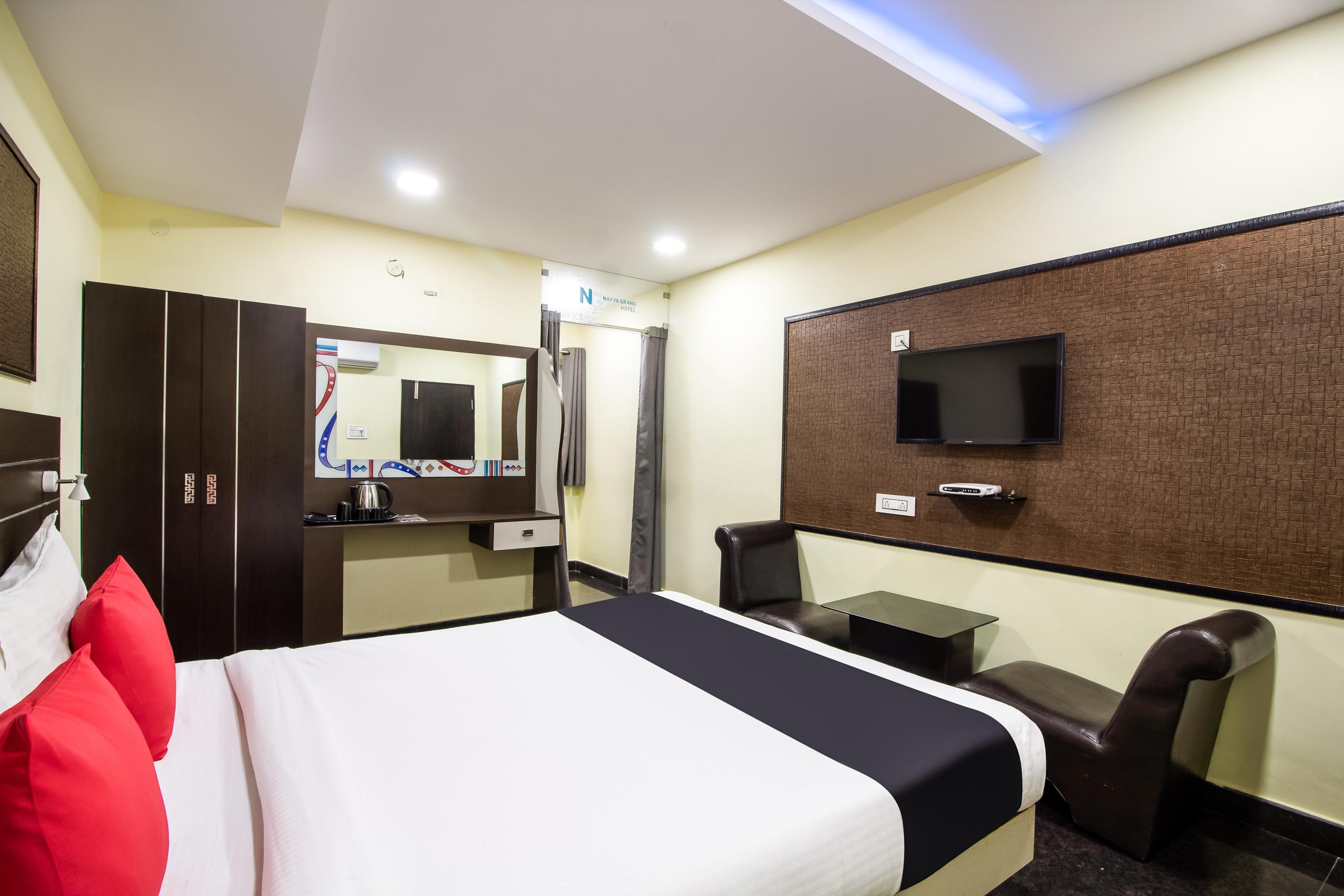 Capital O Sri Navya Grand Near Nexus 3*