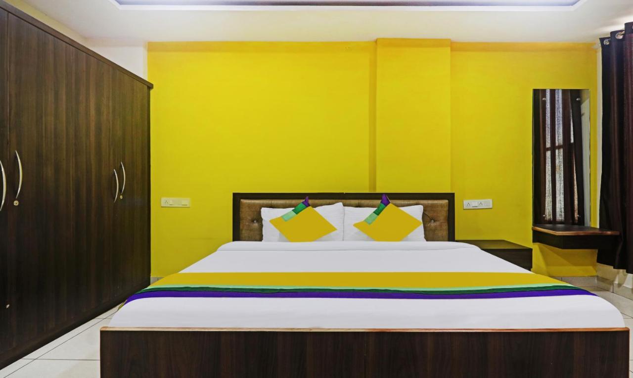 Hotel Super Collection O Kondapur Hyderabad Formerly Dunes Inn 3*
