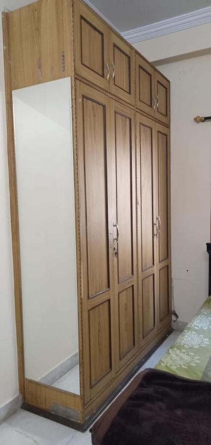Apartment Srinivas Nilayam *