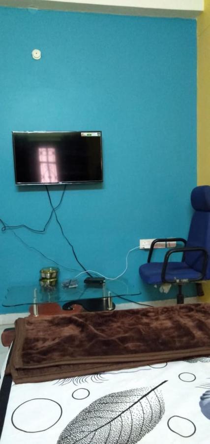 Apartment Srinivas Nilayam *