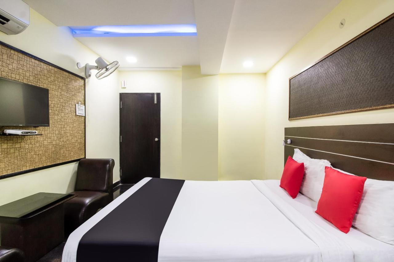 Capital O Sri Navya Grand Near Nexus Hotel 3*