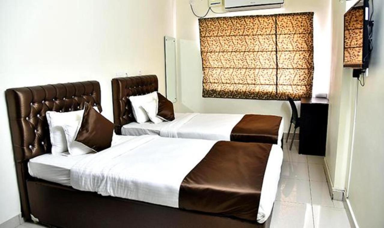 Hotel Fabhotel Eminent Suites Hyderabad