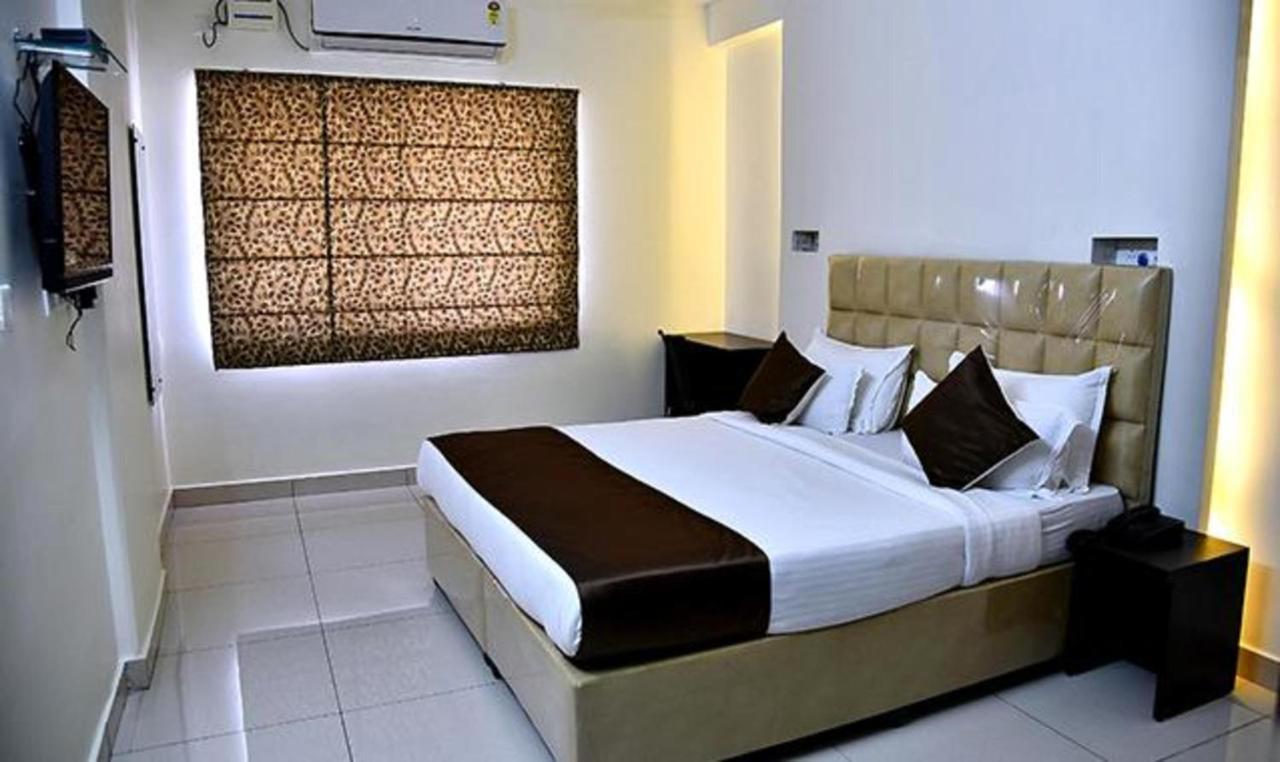 Fabhotel Eminent Suites 3* Hyderabad