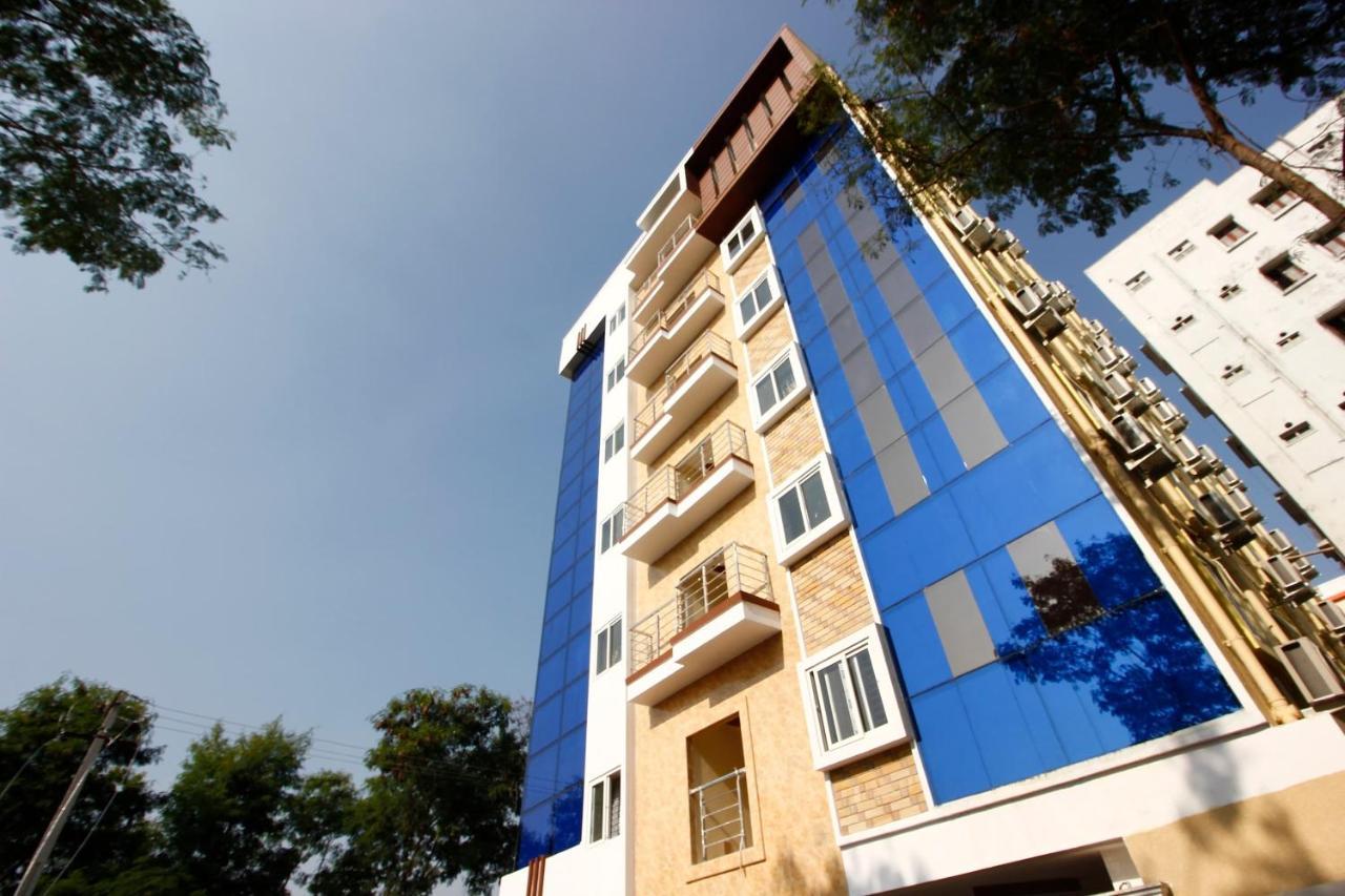 Hotel Oyo Hitech Tower Near Shilparamam Hyderabad