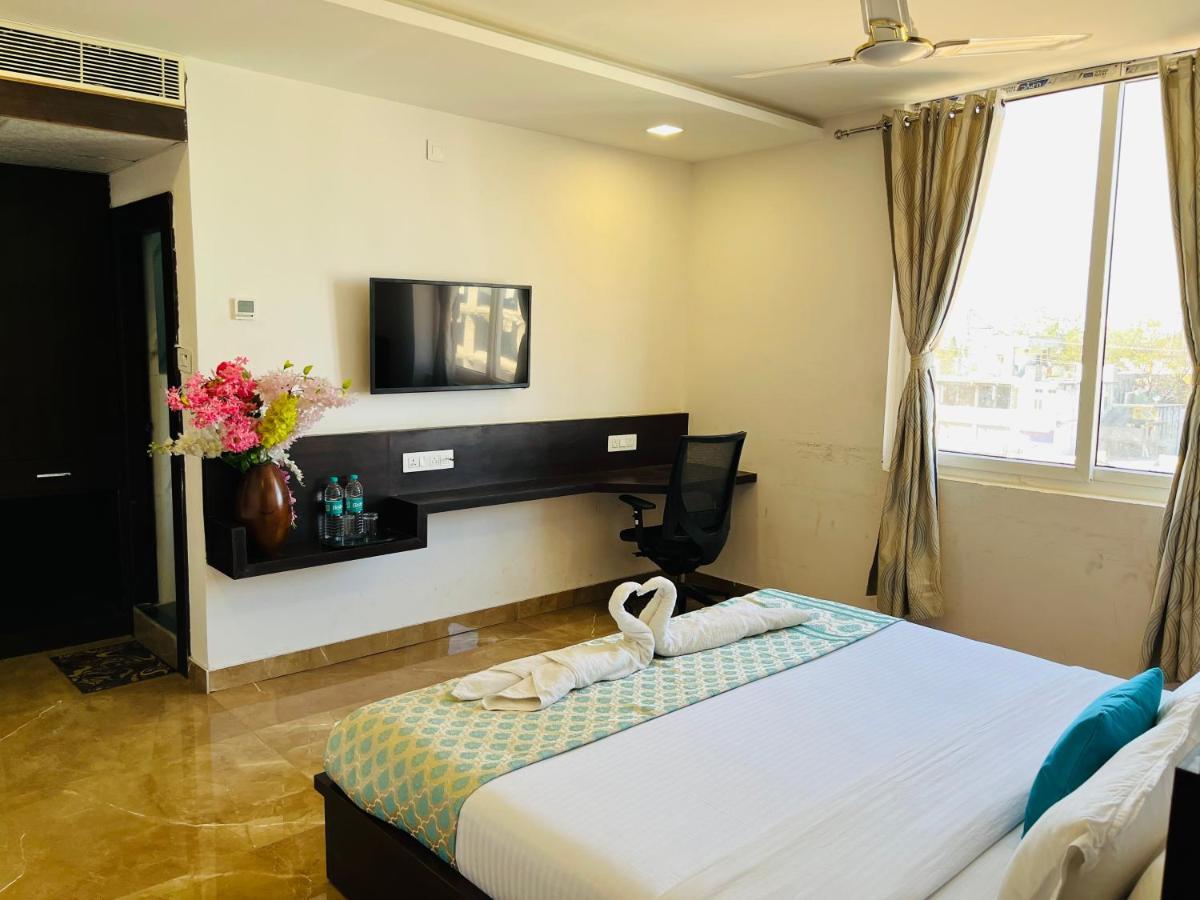 Elite By Signature Group Hotel Hyderabad