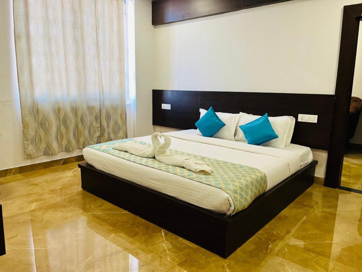 Elite By Signature Group Hotel 4*