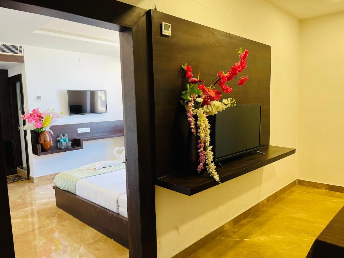 Elite By Signature Group Hotel 4*