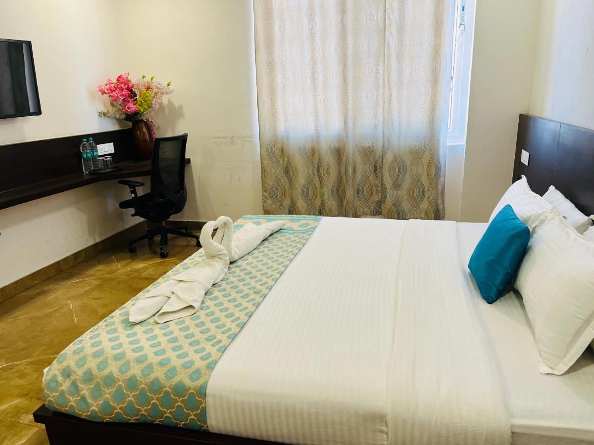 Hotel Elite By Signature Group 4*