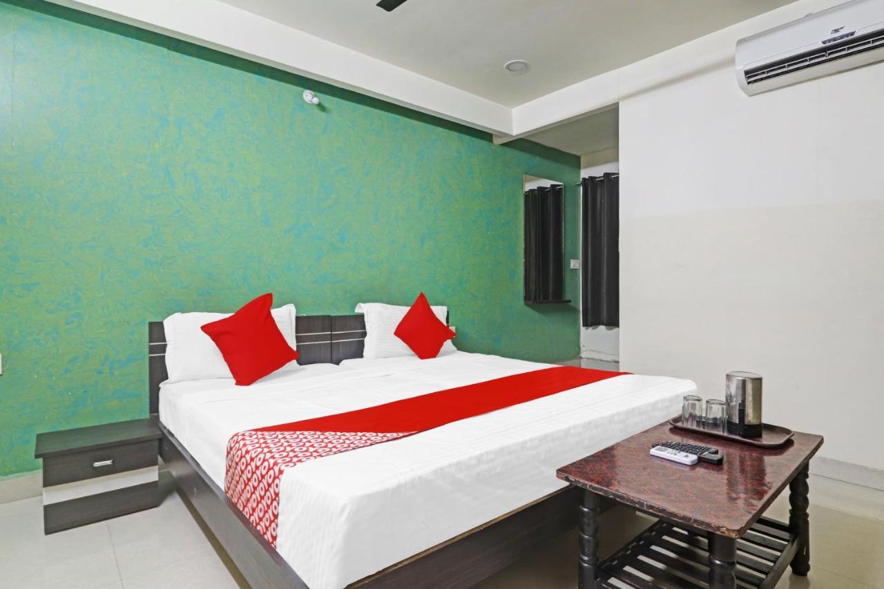 Hotel Capital O 82995 Sai Leela Residency