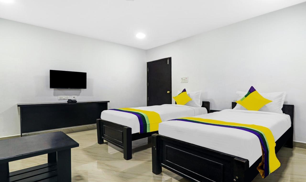 Hotel Itsy By Treebo - Lg Grand Hyderabad
